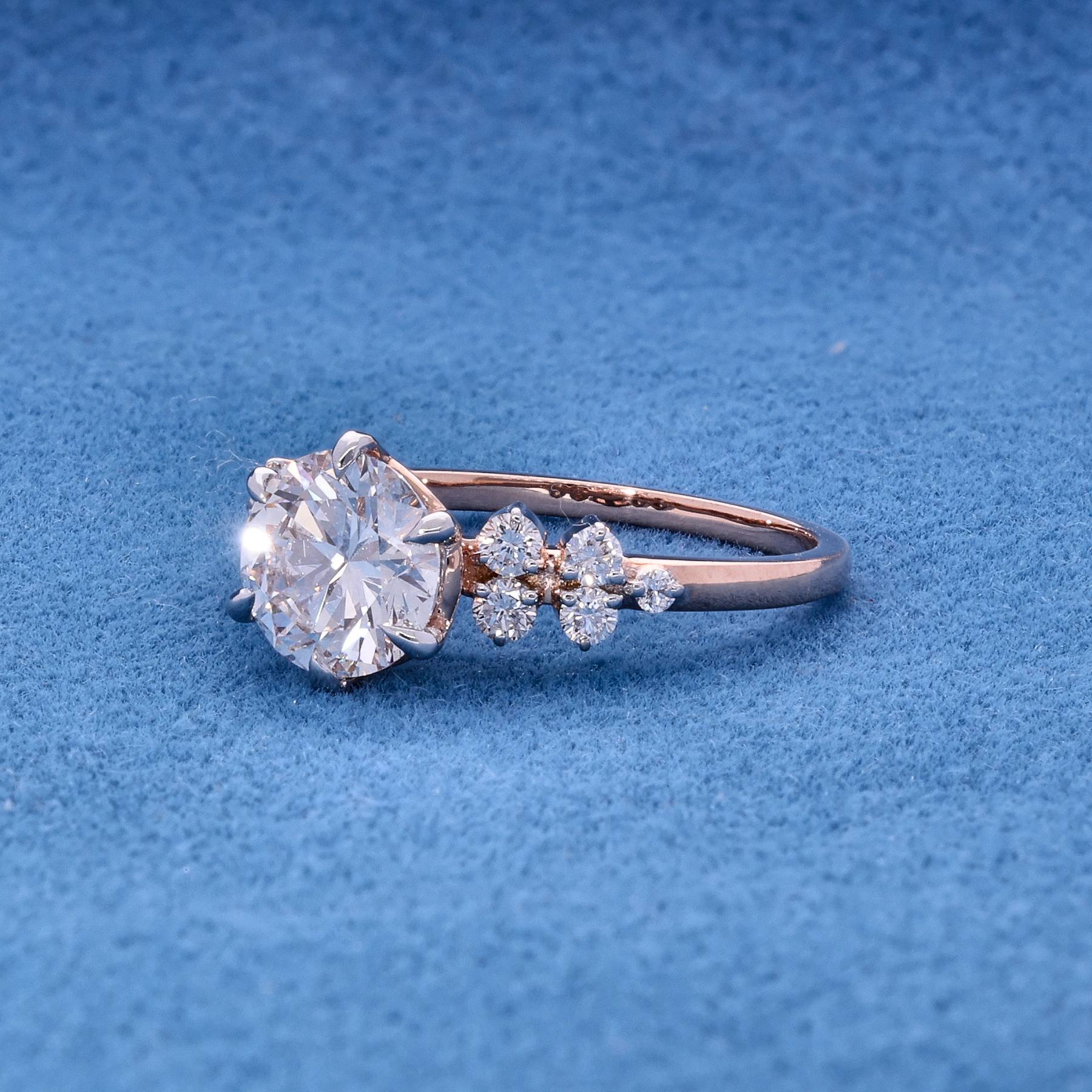 14KT Female Solitaire 2.7 Ring