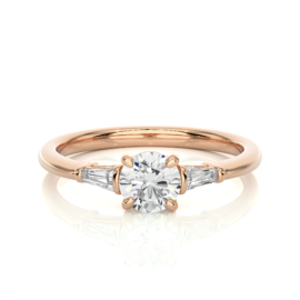 18KT Female Side Stone 3.45 Ring