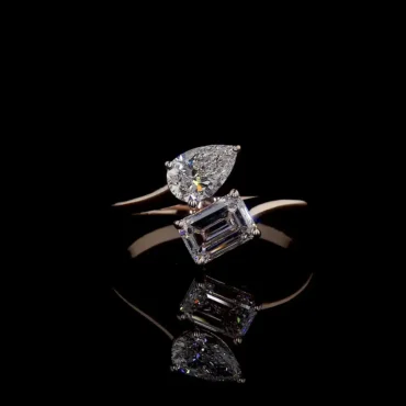 Invermoriston Two <span class="diamond">Stone 1.7ct Diamond Ring</span>